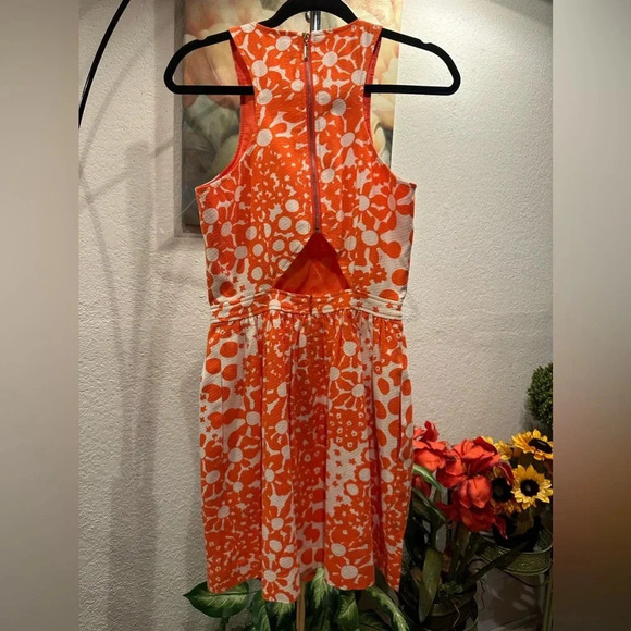 Trina Turk Lenia Print Fit & Flare Dress size 0 - Picture 5 of 15